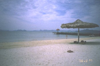 海灘-1 攝影：沈兆樑