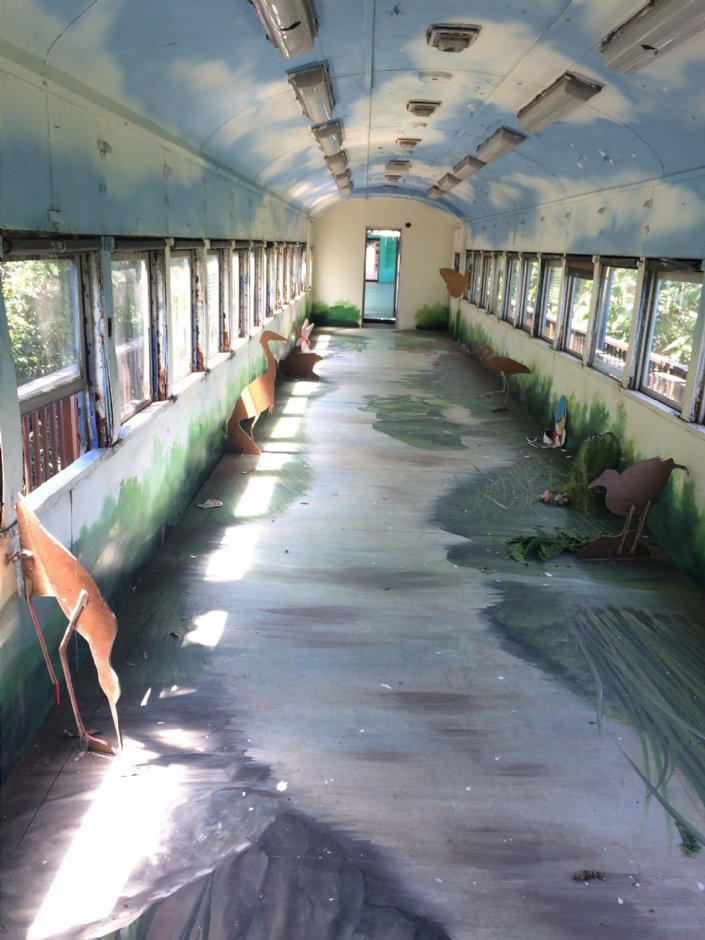 鐵橋足跡展示車廂 攝影：Eva隨手拍