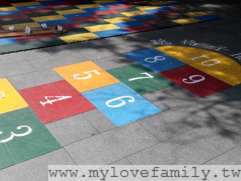 廠區內設有兒童遊戲區 攝影：mylovefamily.tw