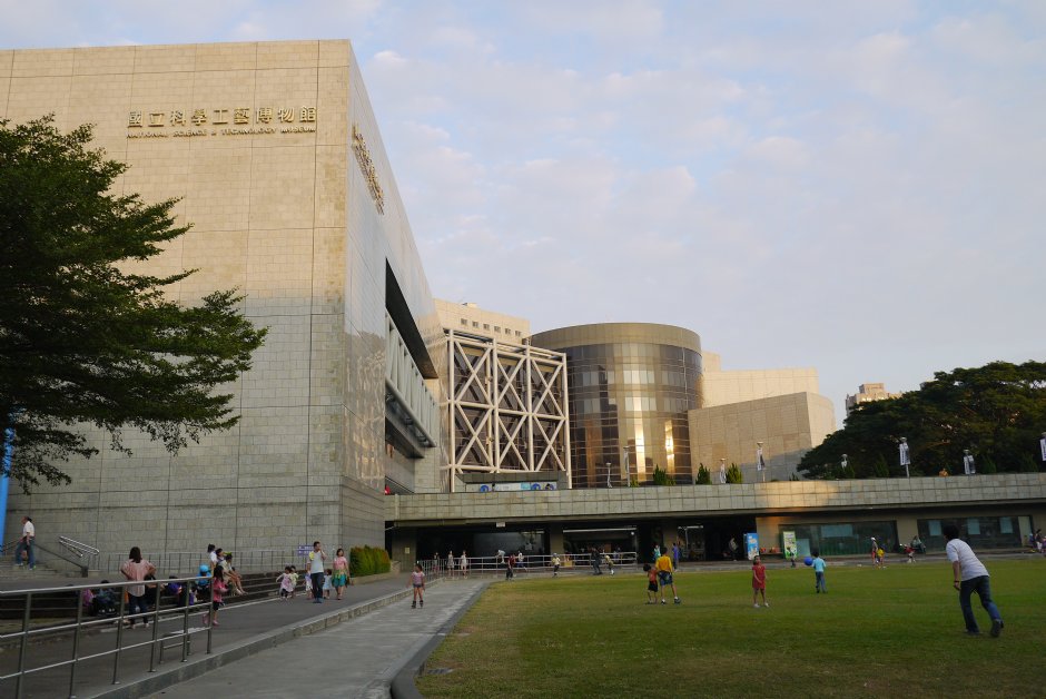 科工館追風廣場 攝影：旅遊王攝影組