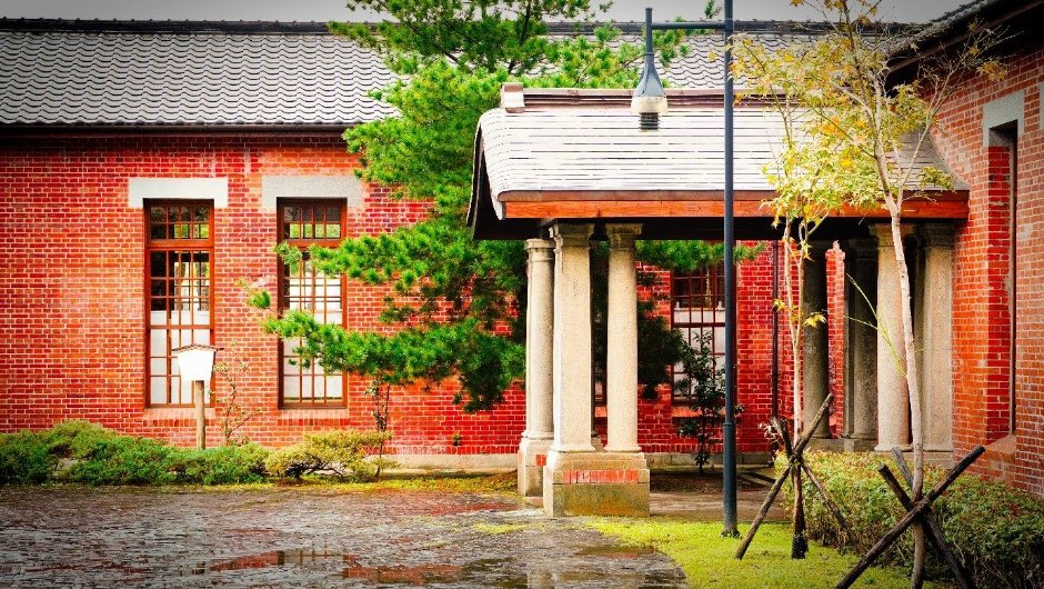 採紅磚結構與西式木架屋的「樹心會館」 攝影：圖片來源_台北市政府工務局