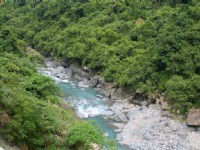 溫泉溪流<br/> 攝影：老山羊部落格