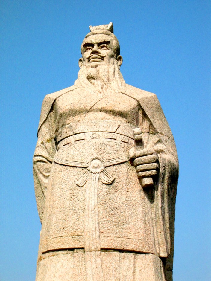 南京梅花公園的孫權像 攝影：馮順