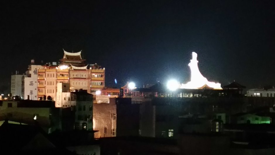 北港朝天宮-香客大樓夜景 攝影：黃儒永