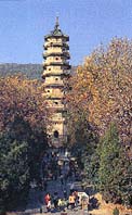 靈谷寺 攝影：四川旅遊信息網