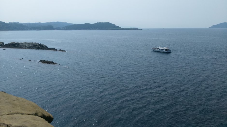站在深澳岬角看海景 攝影：Eva隨手拍