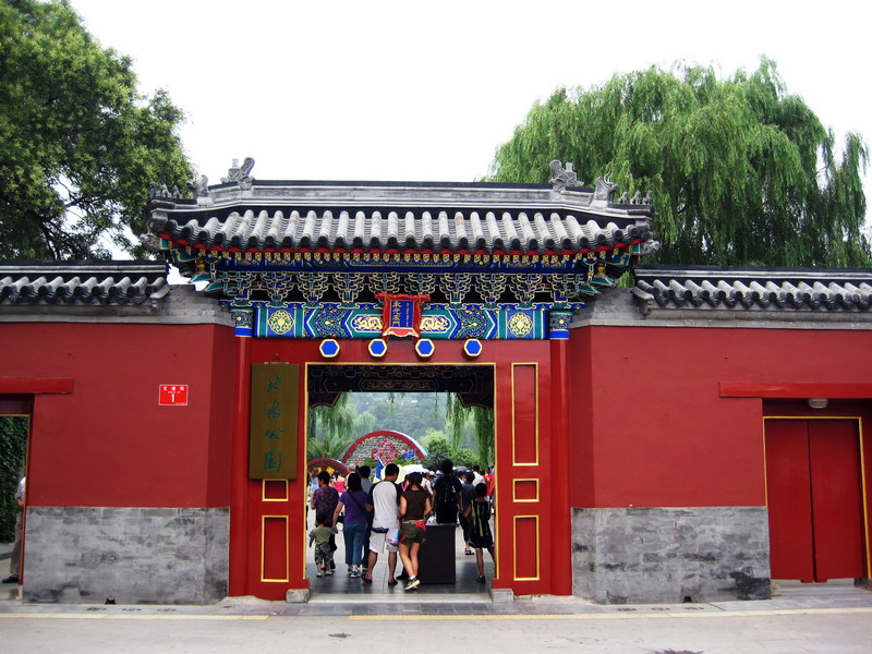 承光左門 攝影：方聖文