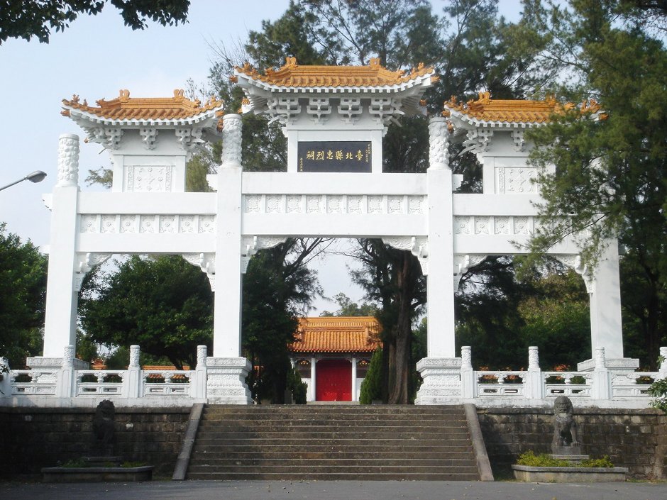 忠烈祠牌樓 攝影：陳美吟