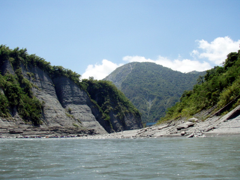 峽谷雄偉 攝影：黃儒永