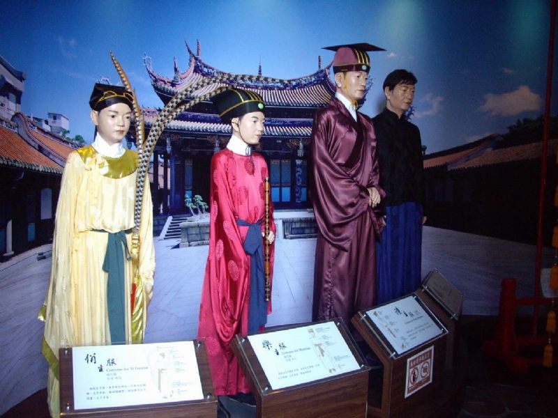 古代學生的服裝 攝影：老山羊部落格