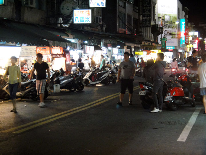 忠孝夜市 攝影：山景