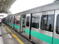 捷運車廂外觀<br/> 攝影：孫菽蔓