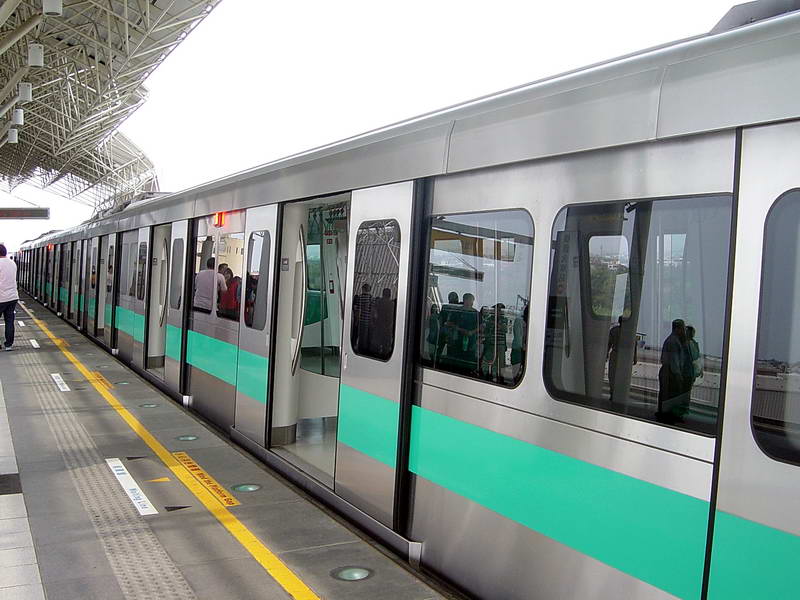 捷運車廂外觀 攝影：孫菽蔓