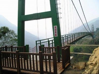 東埔吊橋／老山羊部落格 提供