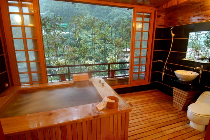 烏來明月溫泉會館