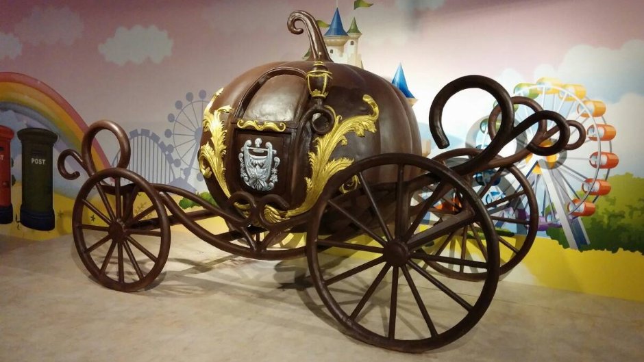館內可見到利用巧克力打造的南瓜馬車／世界巧克力夢公園 提供