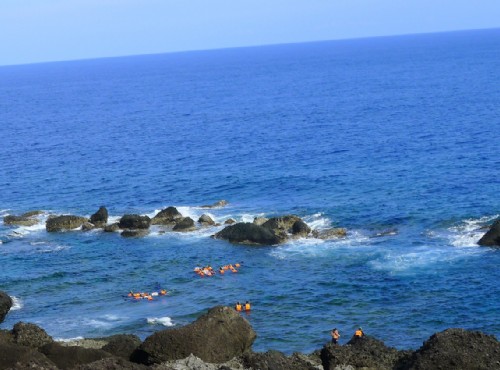 海島旅遊誰說一定要出國!蘭嶼綠島小琉球…台灣離島海上陸地都好玩